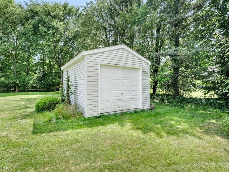3053 Chablis Lane, Youngstown, OH 44514 Photo 50