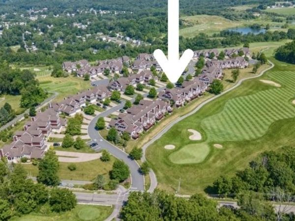 26 Turnberry Ln, Hardyston, NJ 07419