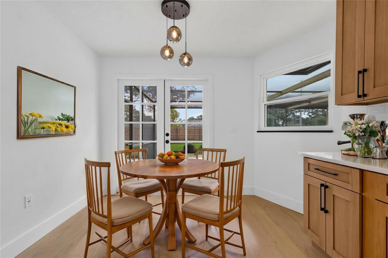 2773 Valencia Lane W, Palm Harbor, FL 34684 Photo