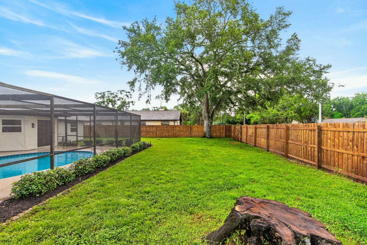 2773 Valencia Lane W, Palm Harbor, FL 34684 Photo