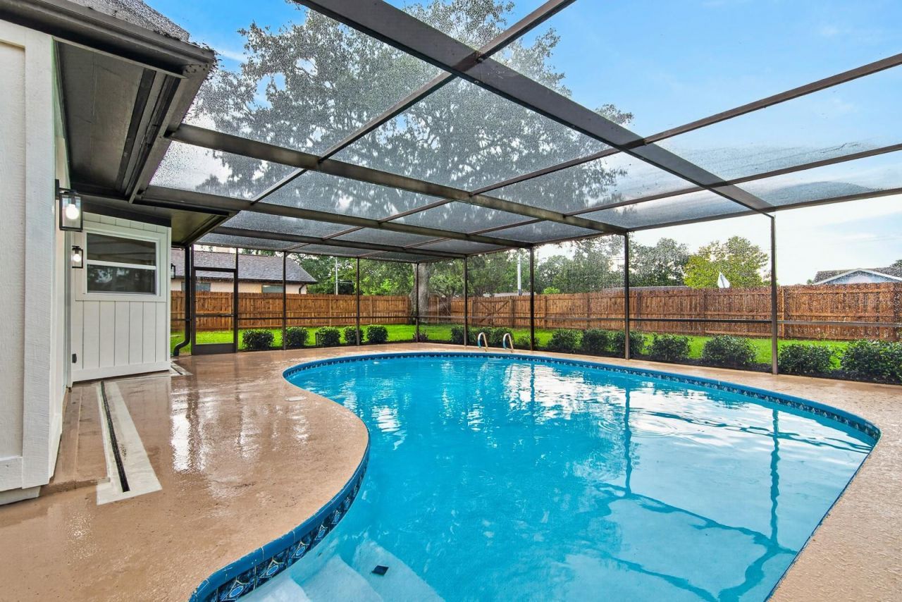 2773 Valencia Lane W, Palm Harbor, FL 34684 Photo