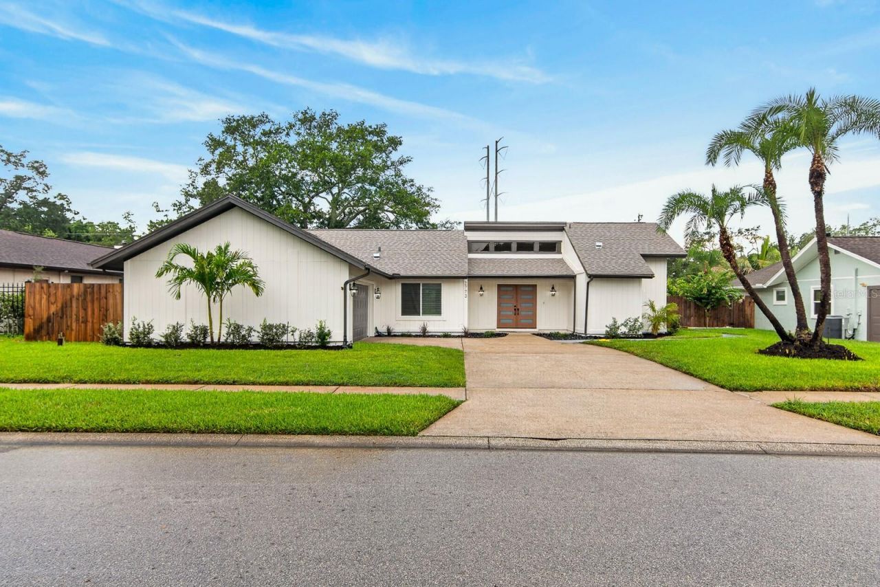 2773 Valencia Lane W, Palm Harbor, FL 34684 Photo