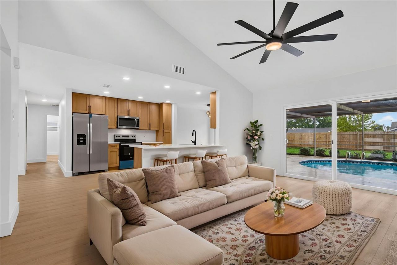 2773 Valencia Lane W, Palm Harbor, FL 34684 Photo