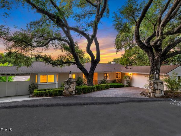 147 Upper Lake Road, Lake Sherwood, CA 91361