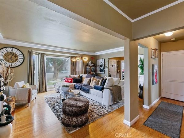 3907 Edgehill Drive, Leimert Park, CA 90008