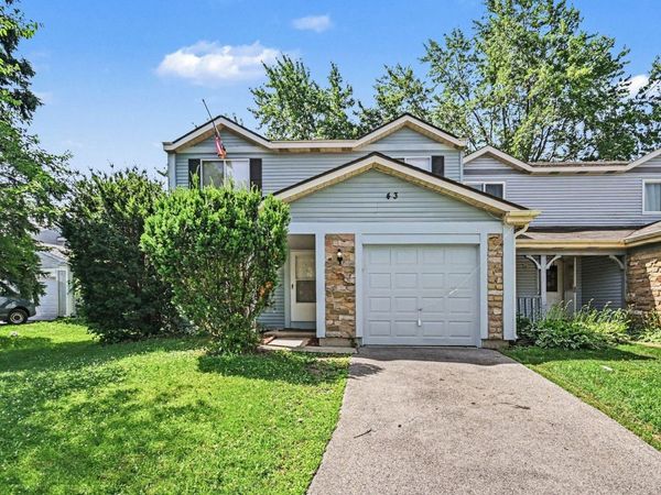 43 Stonefield Drive, Glendale Heights, IL 60139