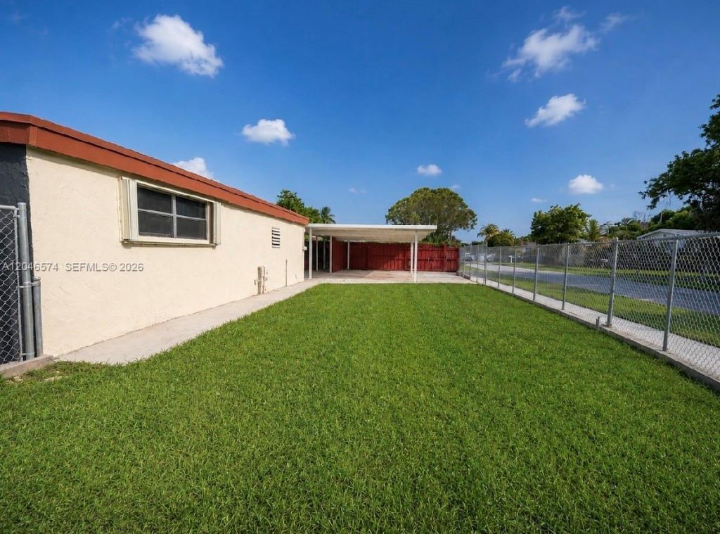 620 NW 182nd Ter , Miami Gardens, FL 33169 Photo