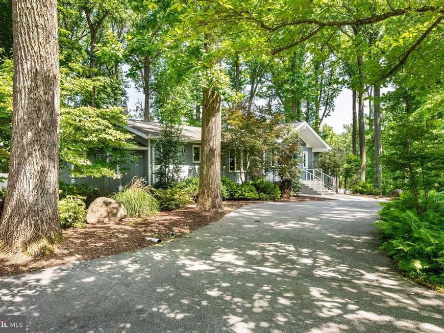 5 Martins Circle, Newtown Square, PA 19073 Main Photo