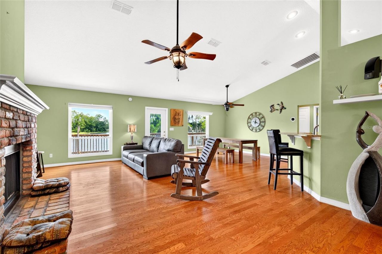 13059 NE 7th Loop , Silver Springs, FL 34488 Photo