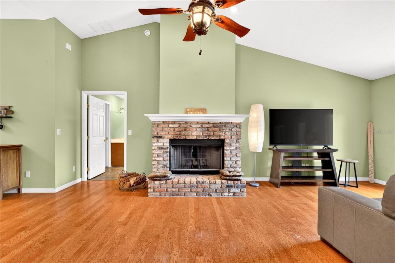 13059 NE 7th Loop , Silver Springs, FL 34488 Photo