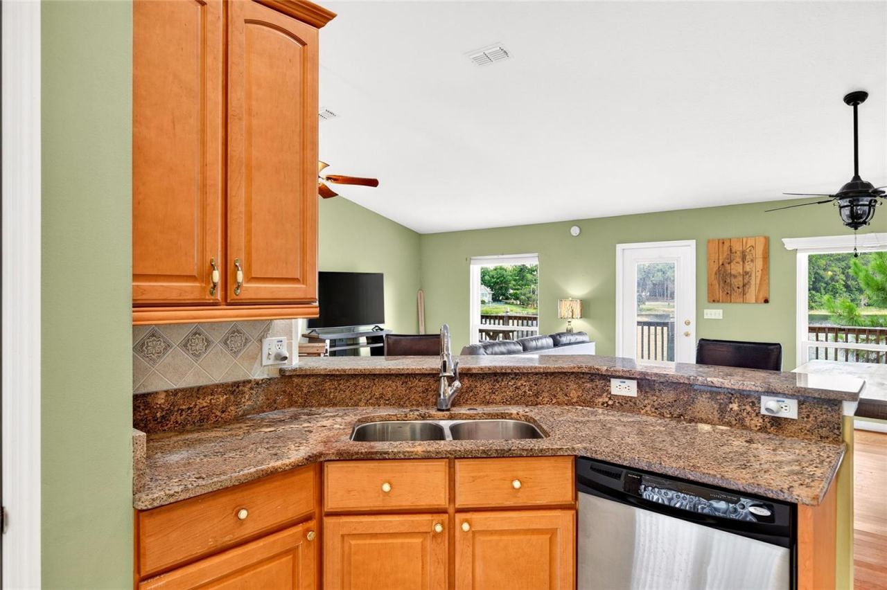 13059 NE 7th Loop , Silver Springs, FL 34488 Photo