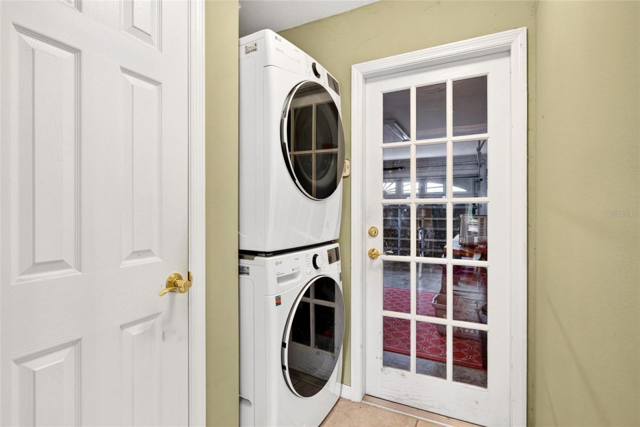 13059 NE 7th Loop , Silver Springs, FL 34488 Photo