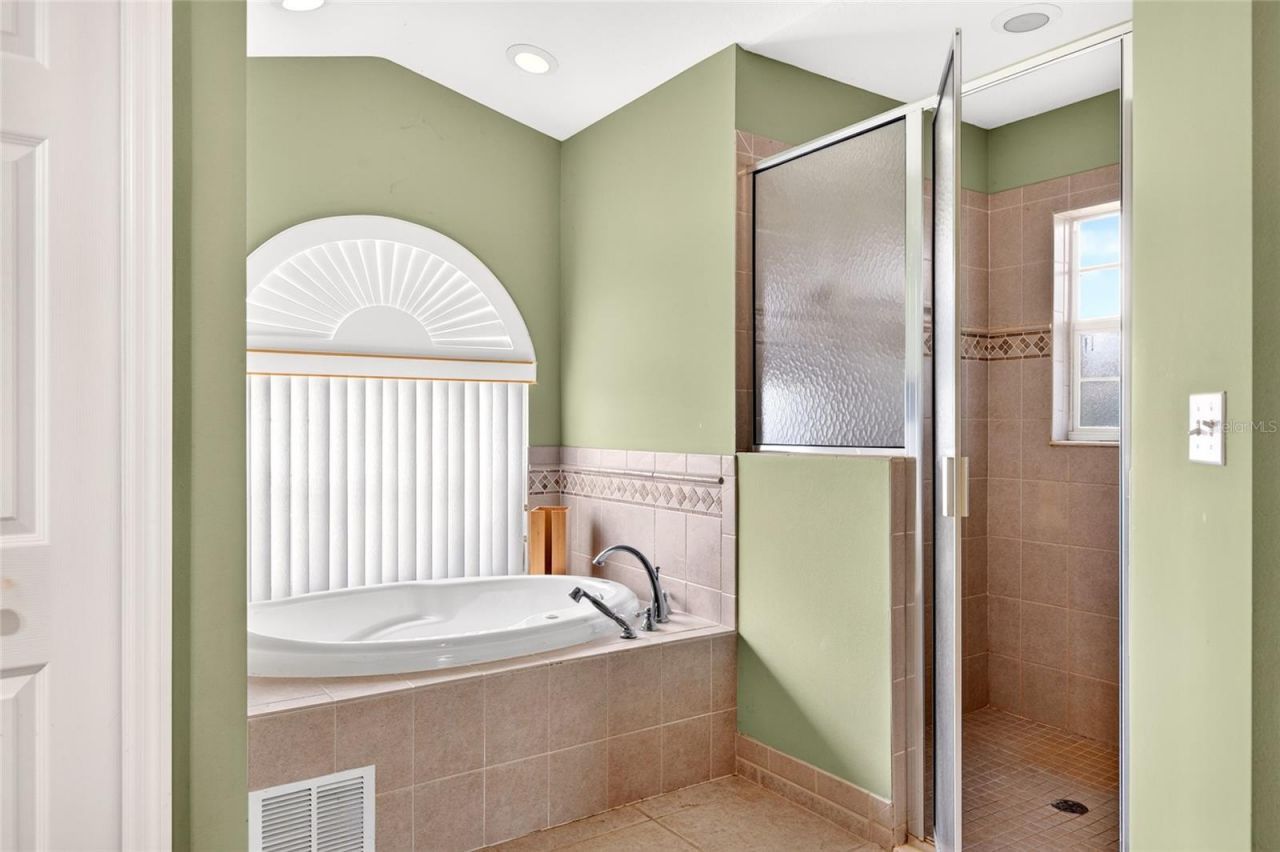 13059 NE 7th Loop , Silver Springs, FL 34488 Photo