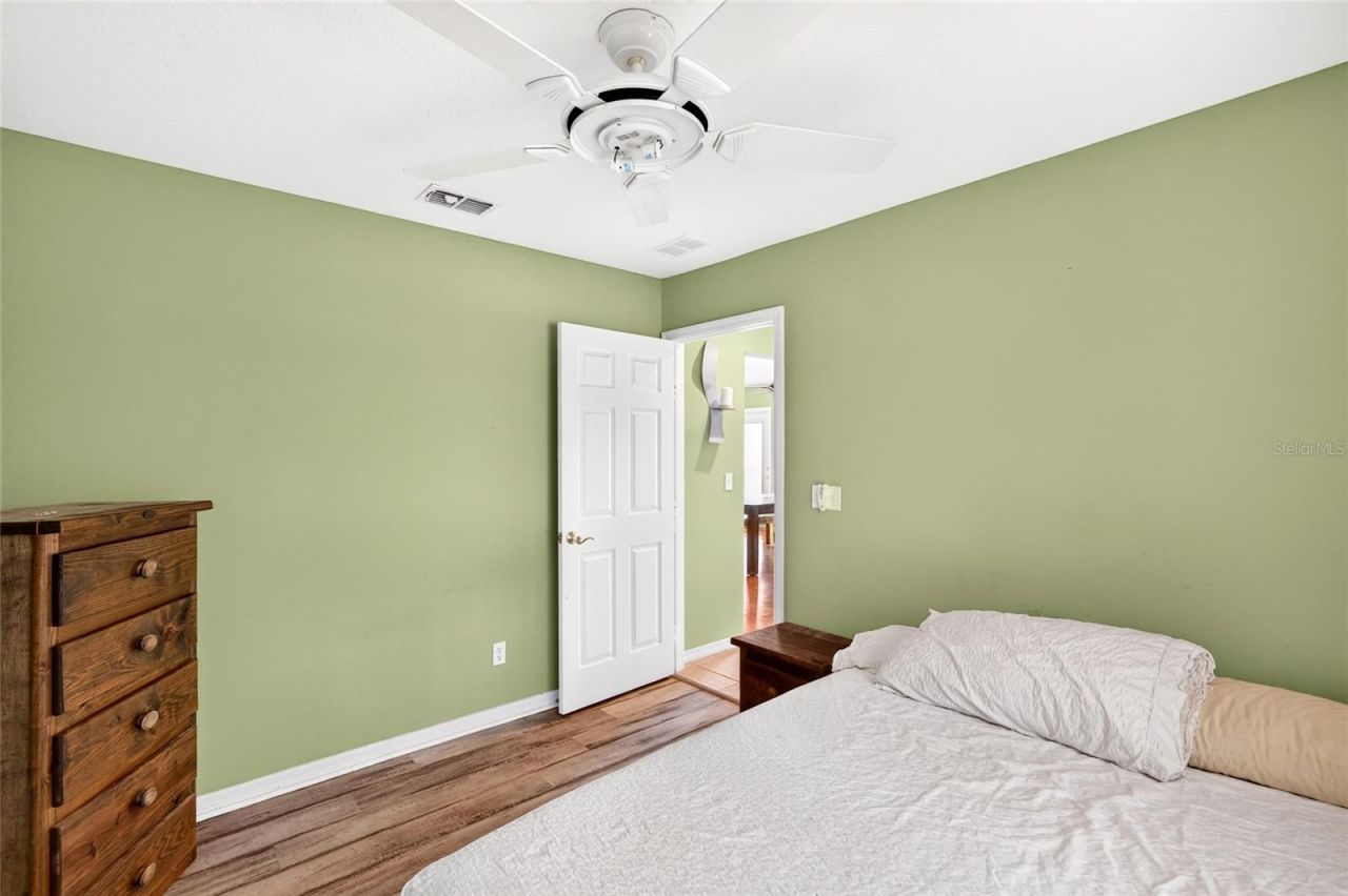 13059 NE 7th Loop , Silver Springs, FL 34488 Photo