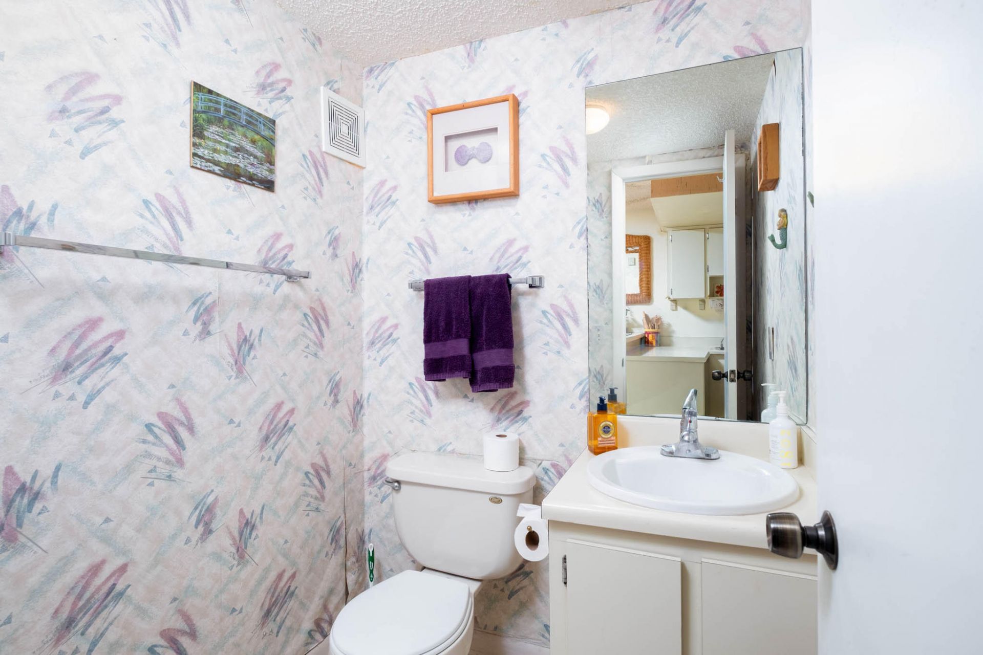 87200 Overseas Highway, Unit APT B 6, Islamorada, FL 33036 Photo