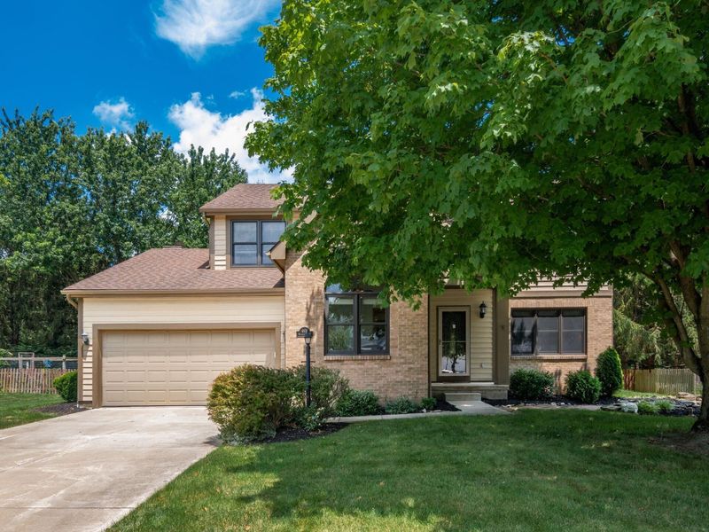 4976 Memphis Court , Hilliard, OH 43026 Photo 2