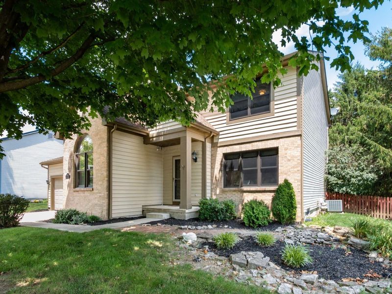 4976 Memphis Court , Hilliard, OH 43026 Photo 3