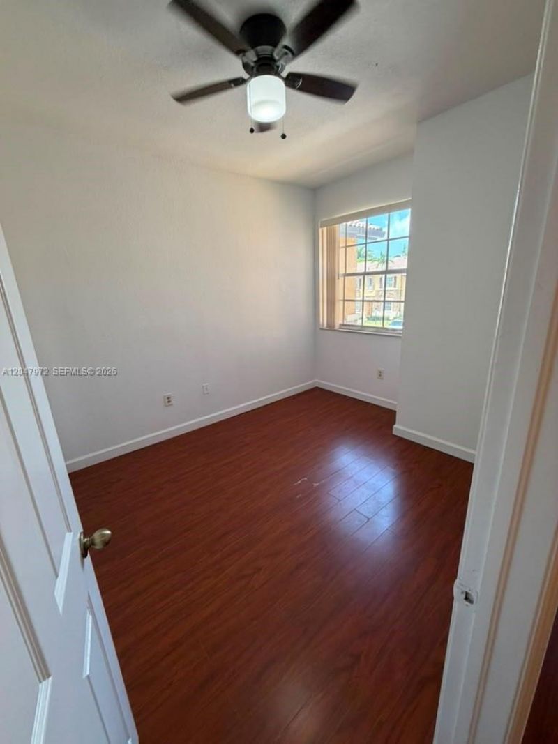 9249 SW 227th St , Unit 8-22, Cutler Bay, FL 33190 Photo