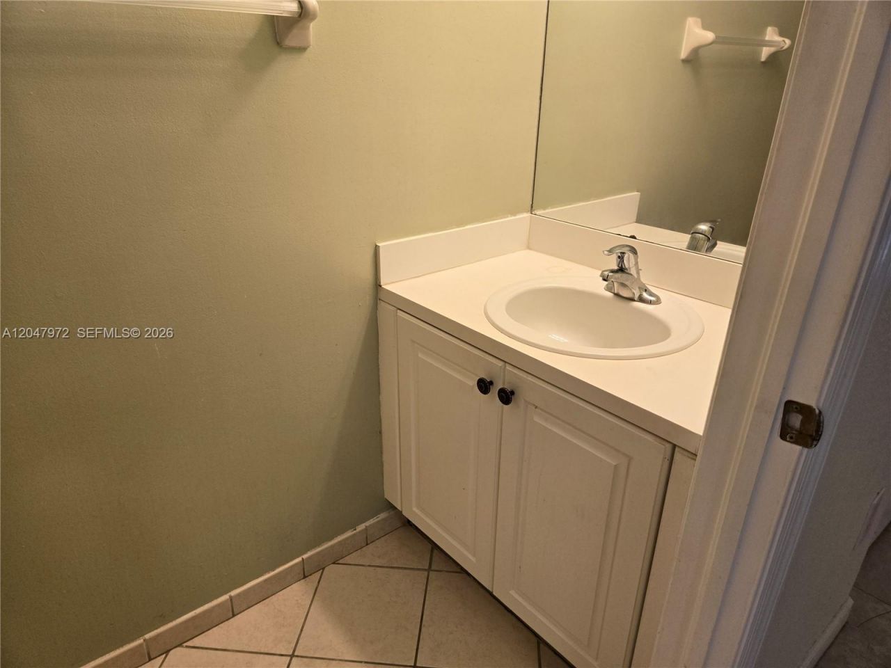9249 SW 227th St , Unit 8-22, Cutler Bay, FL 33190 Photo