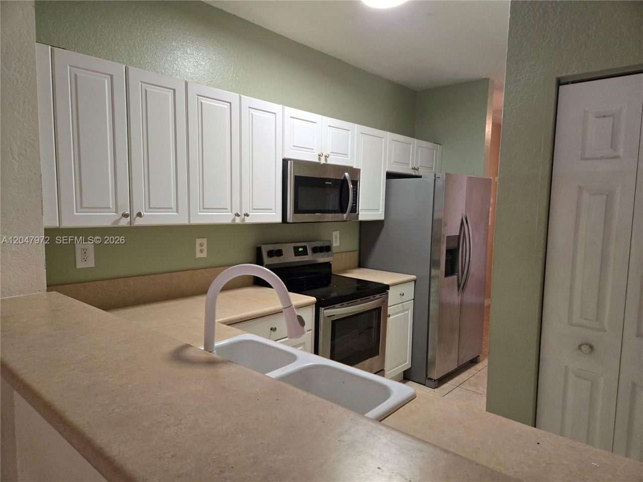 9249 SW 227th St , Unit 8-22, Cutler Bay, FL 33190 Photo