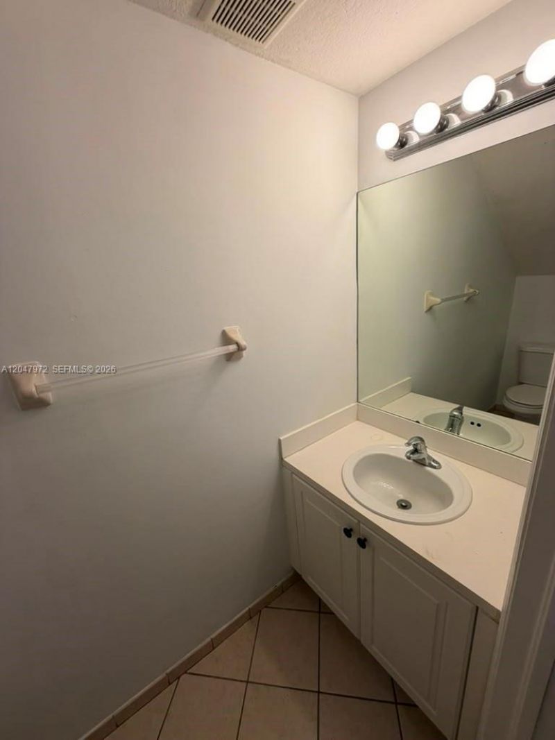 9249 SW 227th St , Unit 8-22, Cutler Bay, FL 33190 Photo