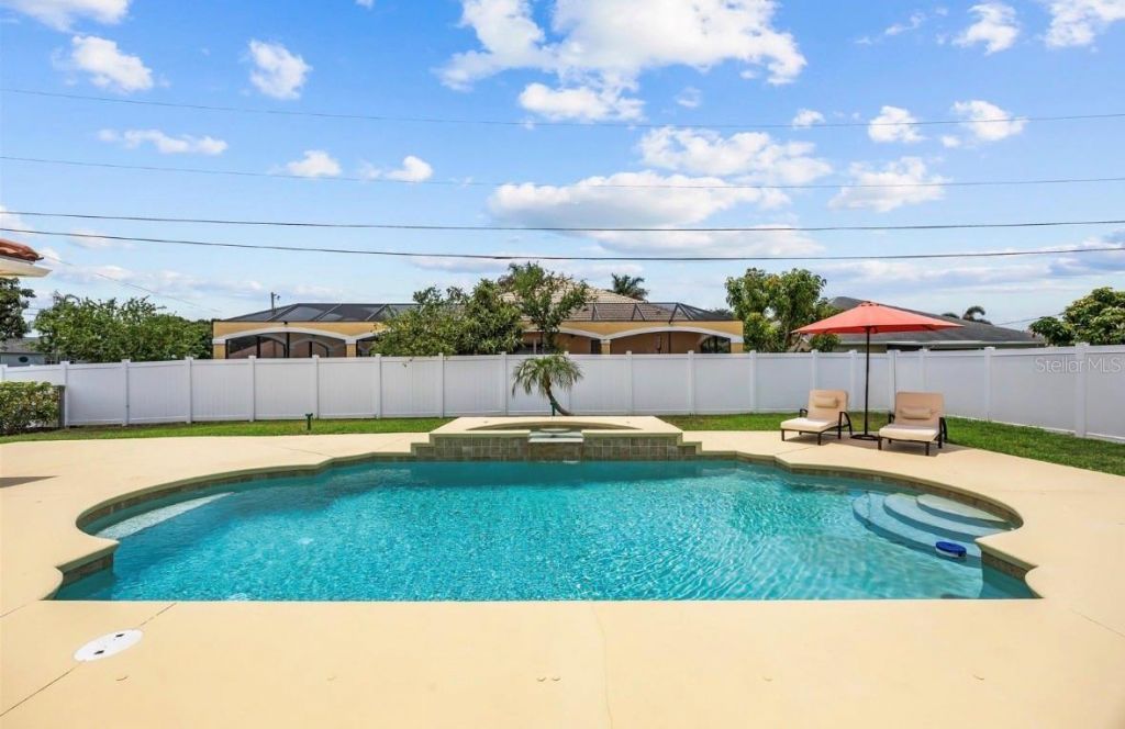 3898 SW Hall Street , Port Saint Lucie, FL 34953 Photo