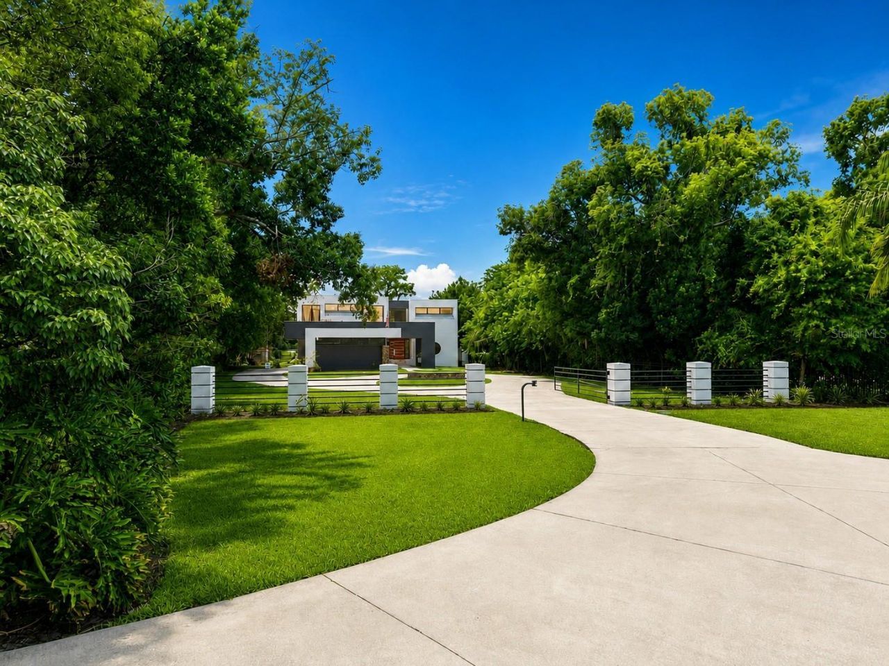 3330 Ehrlich Road, Tampa, FL 33618 Photo