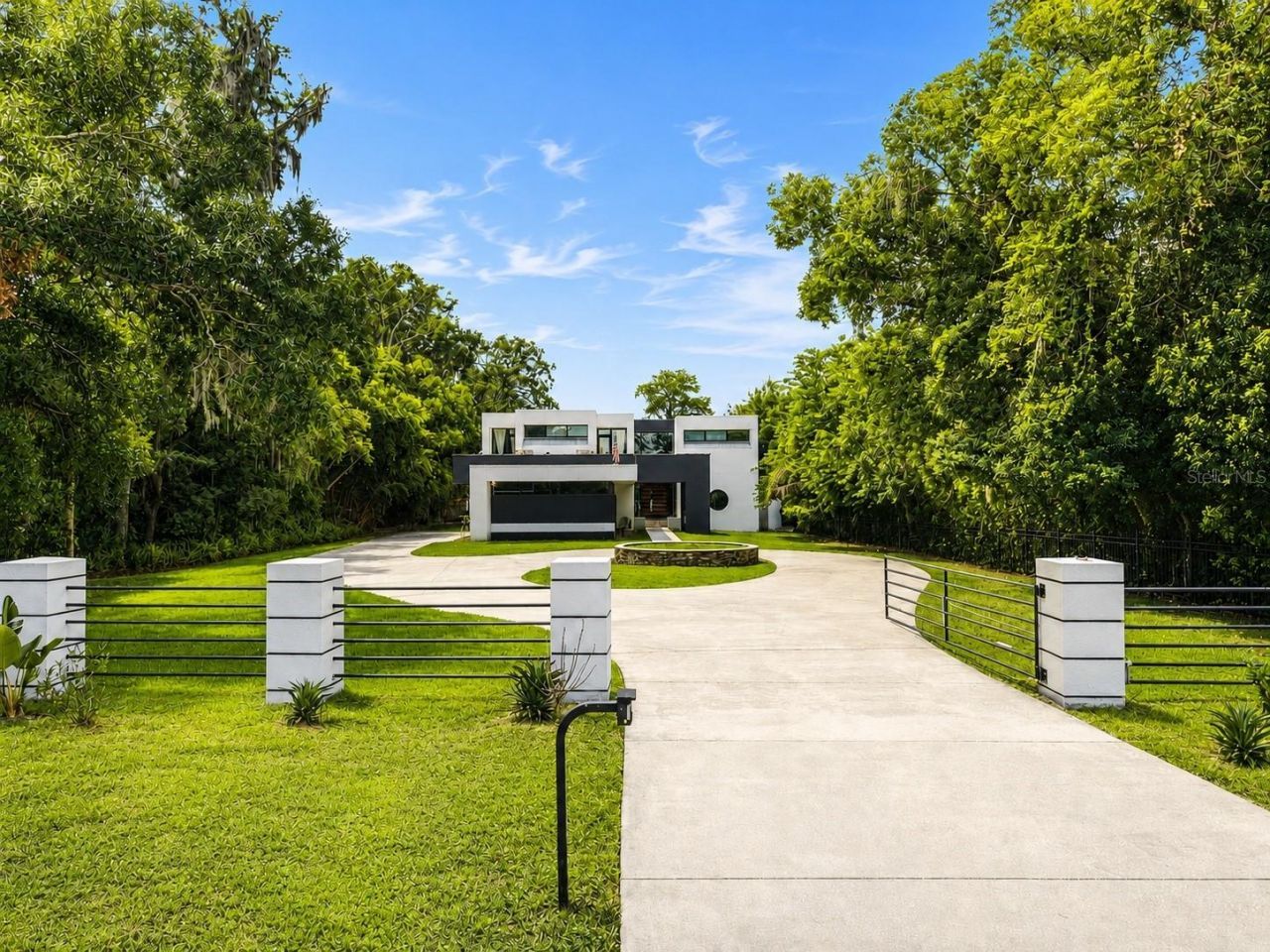 3330 Ehrlich Road, Tampa, FL 33618 Photo