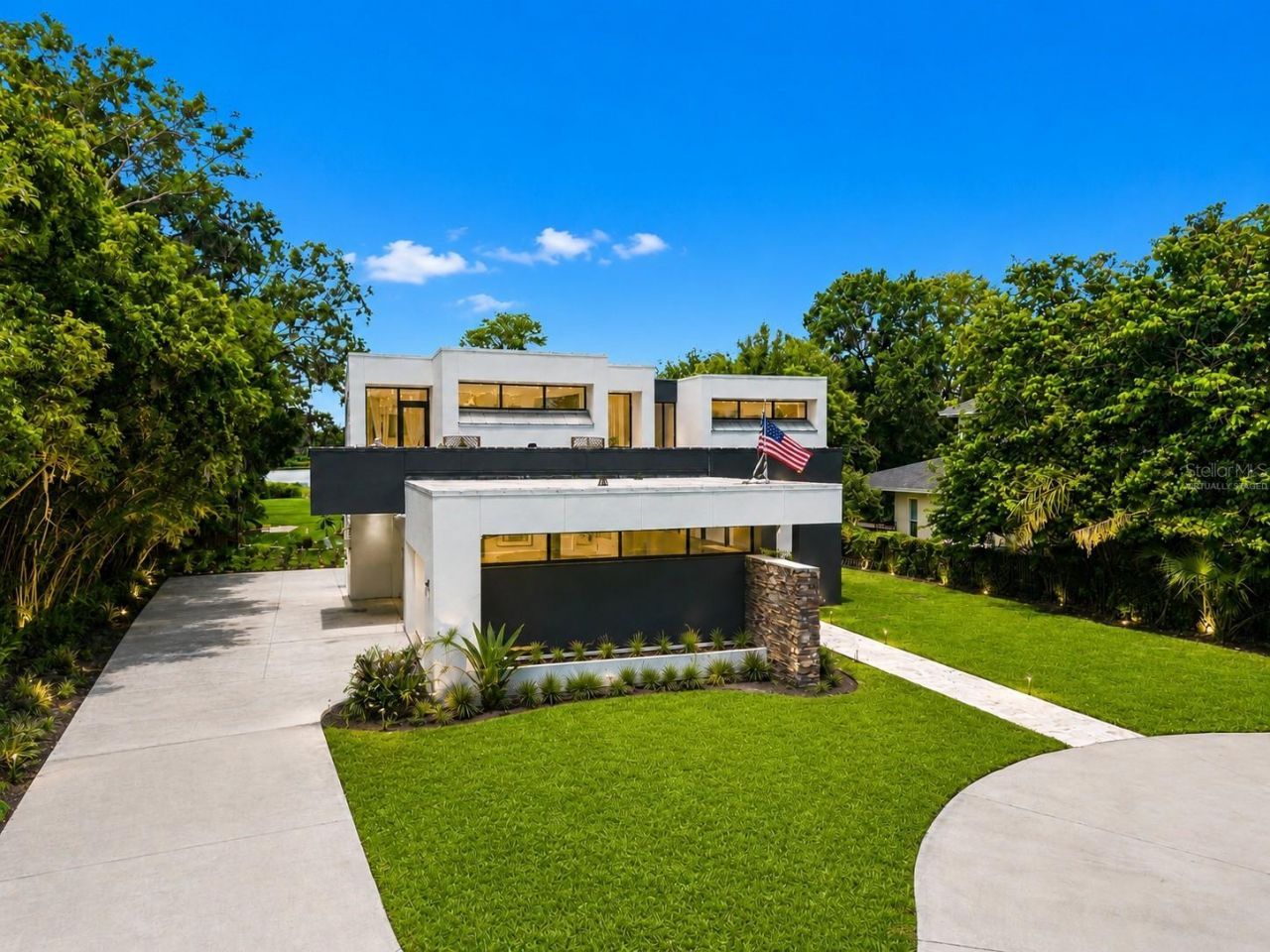 3330 Ehrlich Road, Tampa, FL 33618 Photo