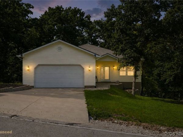 101 Casco Court, Lake Ozark, MO 65049