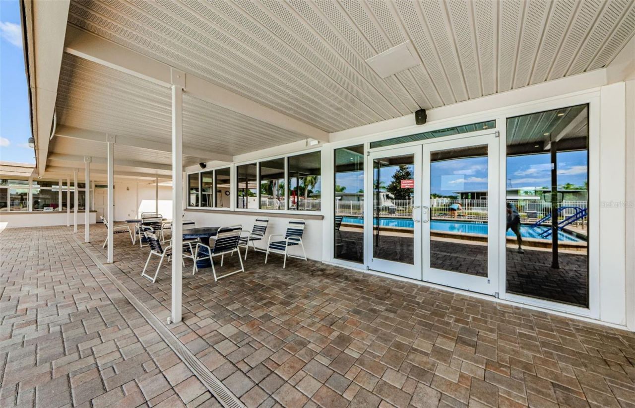 49 Drury Lane, Tarpon Springs, FL 34689 Photo