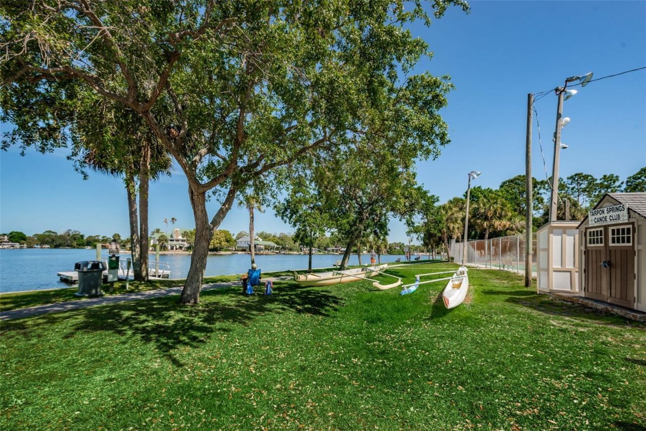 49 Drury Lane, Tarpon Springs, FL 34689 Photo