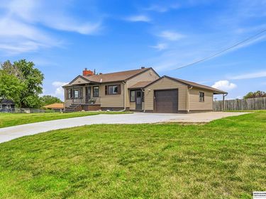 6424 Fowler Avenue, Omaha, NE 68104