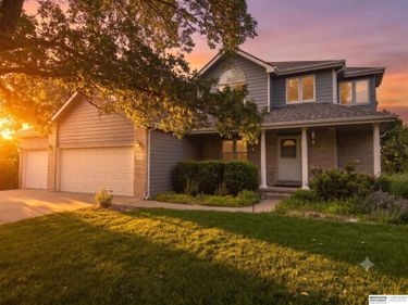 9100 Merryvale Drive, Lincoln, NE 68526