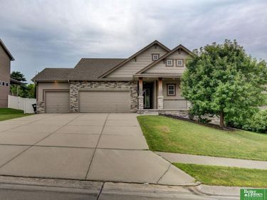 18325 Polk Street, Omaha, NE 68135