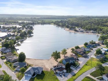 2702 Annabelle Drive, Bellevue, NE 68123