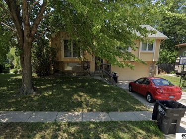 8232 Willit Street, Omaha, NE 68122