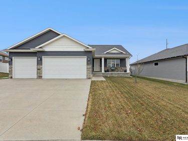 7020 N 13TH Street, Lincoln, NE 68521