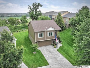 7115 N 138 Avenue Circle, Omaha, NE 68142