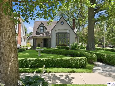 323 S 51 Avenue, Omaha, NE 68132
