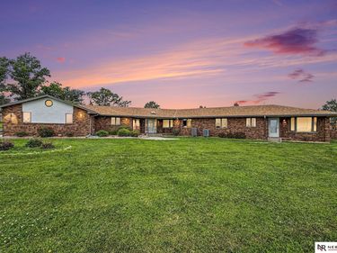 6100 W Waverly Road, Raymond, NE 68428