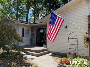 2372 East Lake Drive, Union, NE 68455