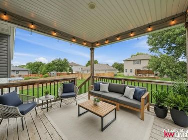 6121 S 97 Street, Lincoln, NE 68526