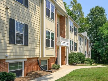 1211 VILLA LN, Unit E, Charlottesville, VA 22903