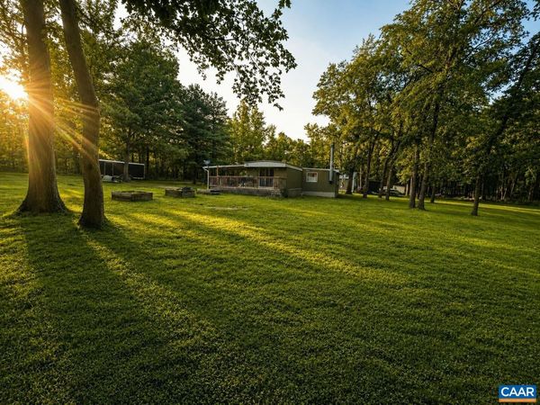 559 US HWY 340 , Luray, VA 22835