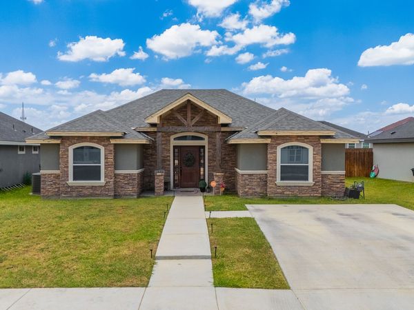 1820 Rebecca Ln, Eagle Pass, TX 78852