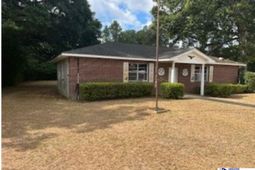 422 Ashton Ave photo 4