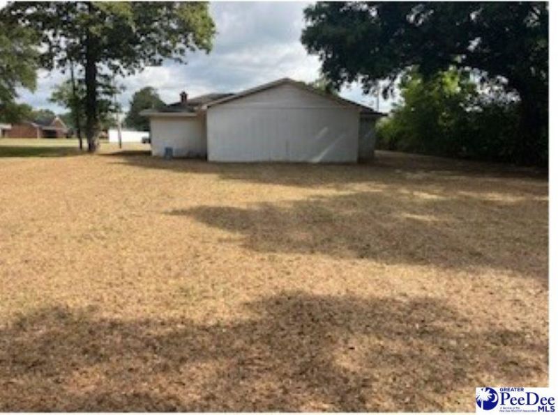 422 Ashton Ave Photo 4