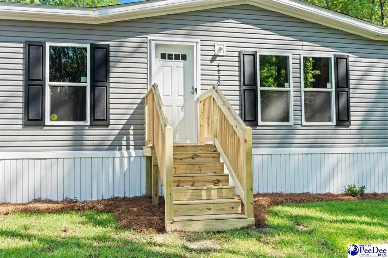 4830 Jordan Circle Photo 4