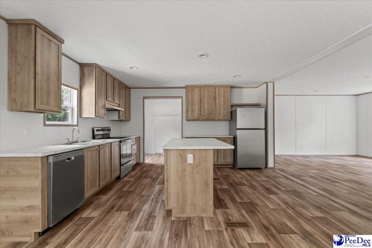 4830 Jordan Circle Photo 6